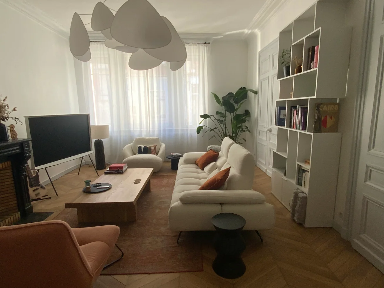 Aménagement d'un salon bourgeois à Arras (vue 9) – décoration intérieure élégante par Claire décoratrice